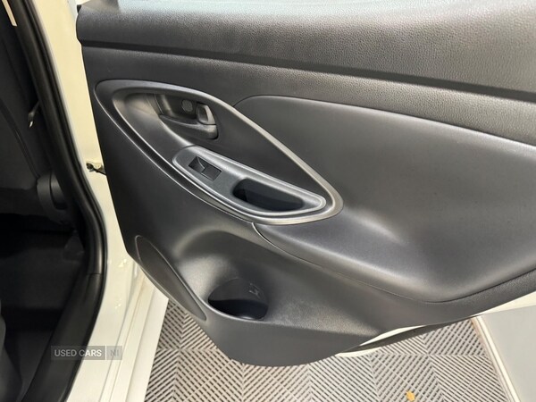 Used Toyota Yaris 2025 for sale - 76099644: Photo 25