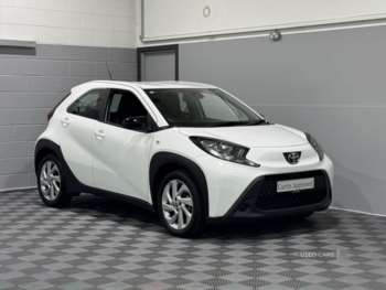 2023 - 1.0 VVT-i Pure 5dr