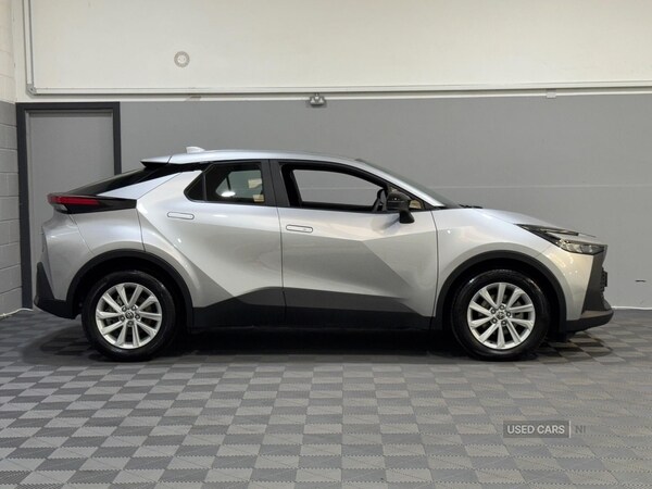 Used Toyota C-HR 2024 for sale - 76099721: Photo 12