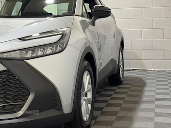 Used Toyota C-HR 2024 for sale - 76099721: Photo