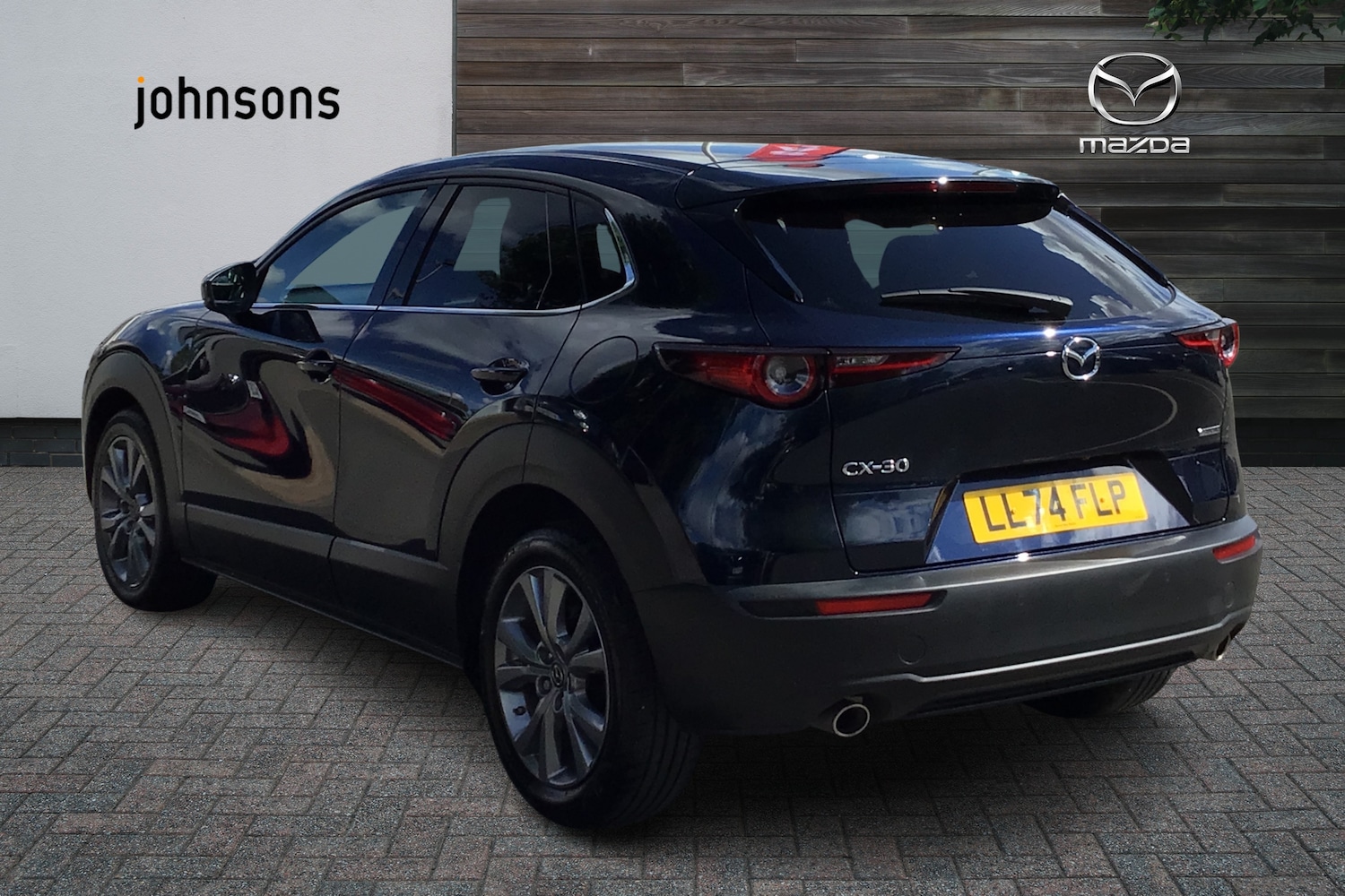 Used Mazda CX-30 2024 for sale - 76677597: Photo 2