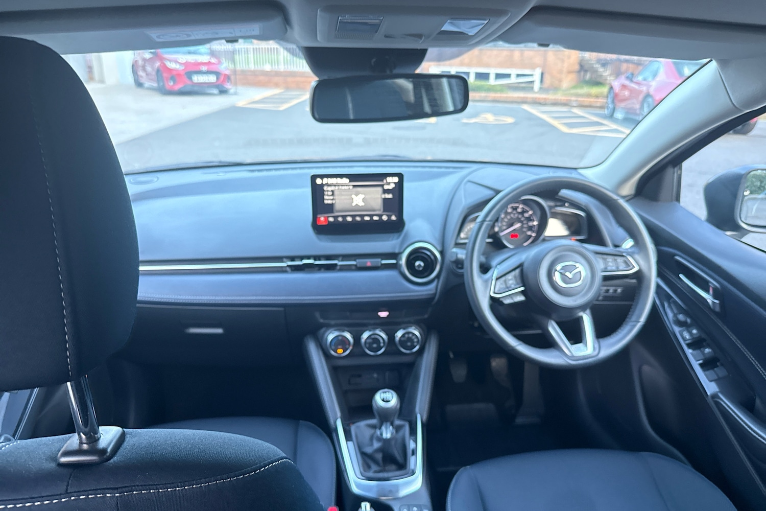 Used Mazda Mazda2 2022 for sale - 76674449: Photo 3