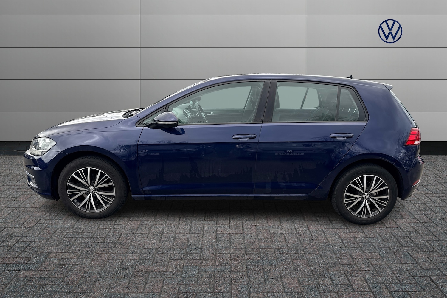 Used Volkswagen Golf 2018 for sale - 78027376: Photo 4