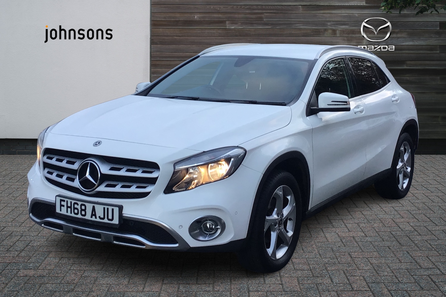 Used Mercedes-Benz GLA 2019 for sale - 76673762: Photo 4