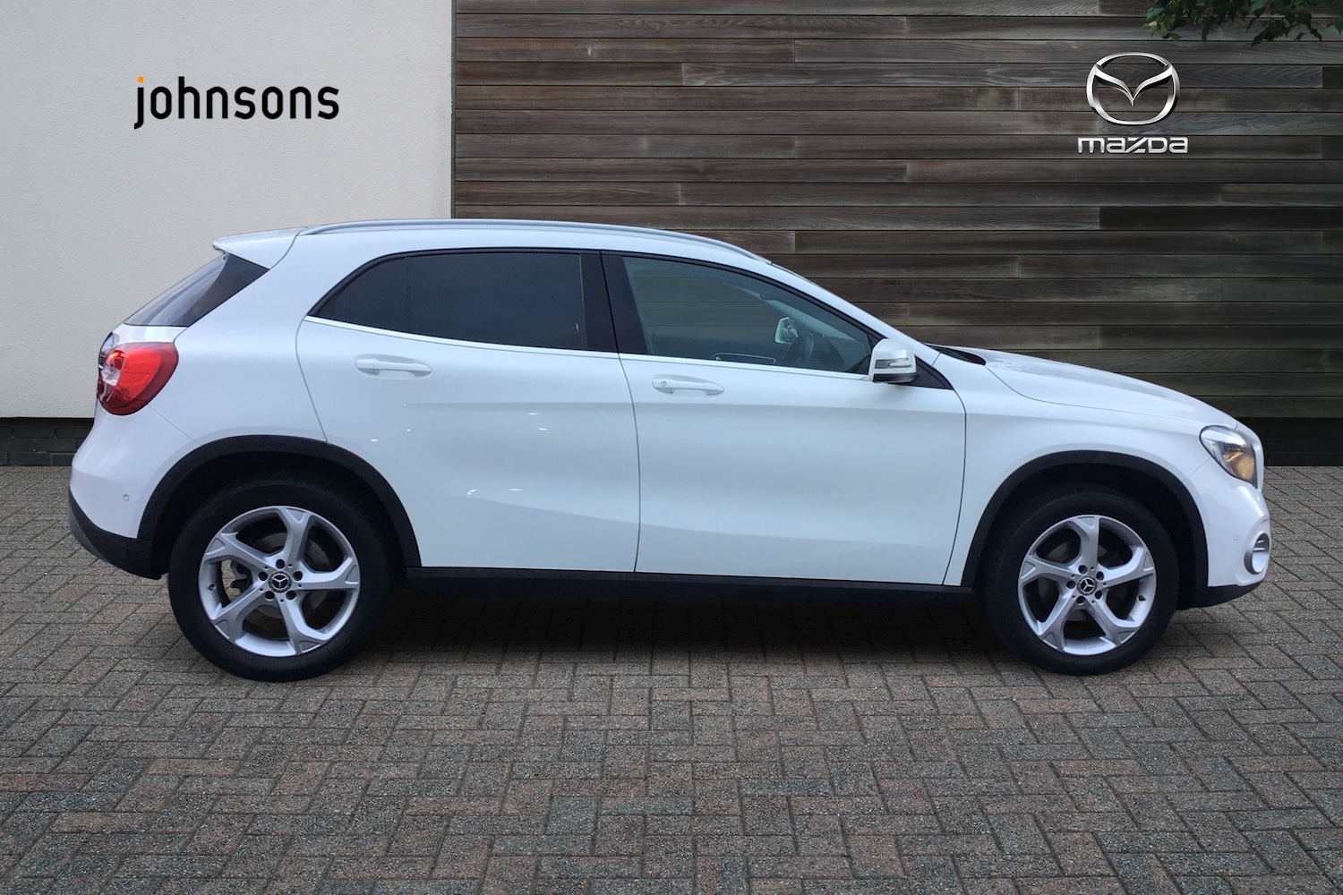 Used Mercedes-Benz GLA 2019 for sale - 76673762: Photo 8