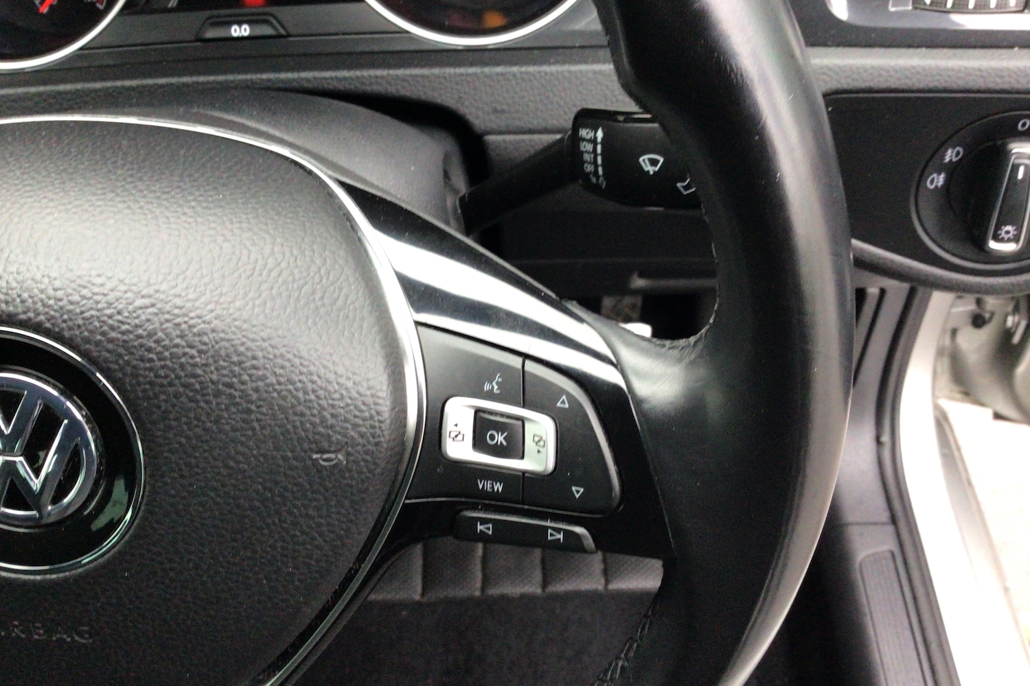 Used Volkswagen Golf 2019 for sale - 77378002: Photo 24