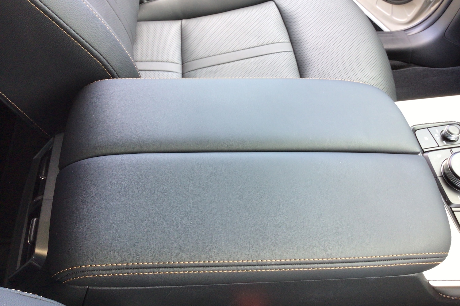 Used Mazda CX-60 2025 for sale - 76680592: Photo 23