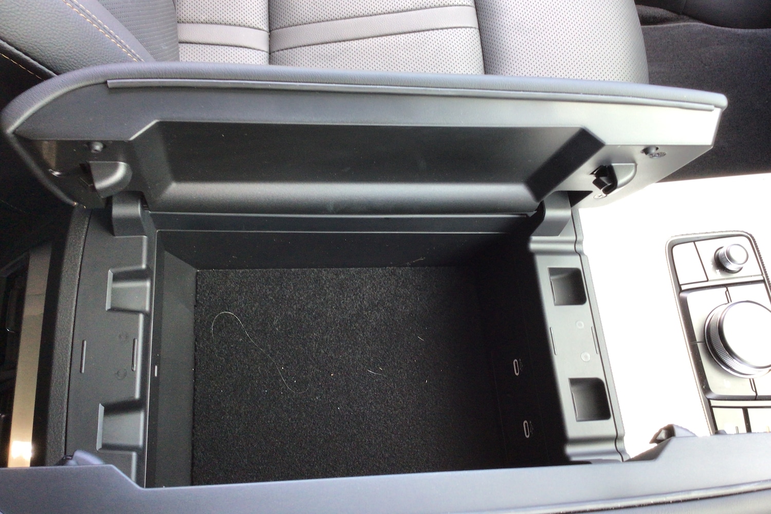 Used Mazda CX-60 2025 for sale - 76680592: Photo 24