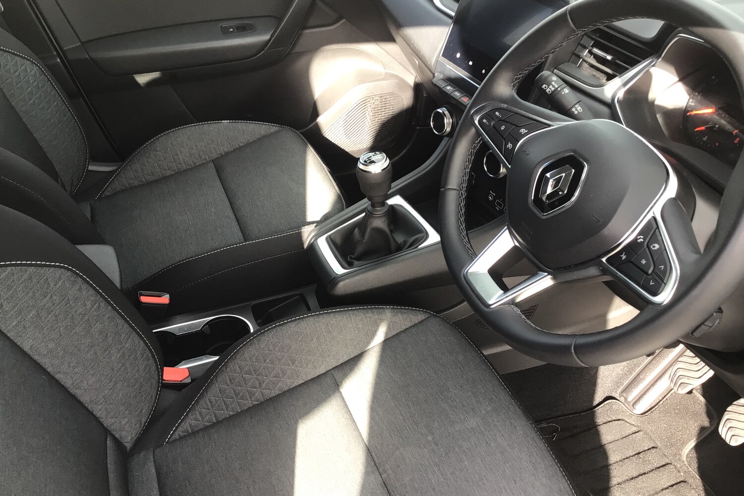 Used Renault Captur 2022 for sale - 78074598: Photo 15