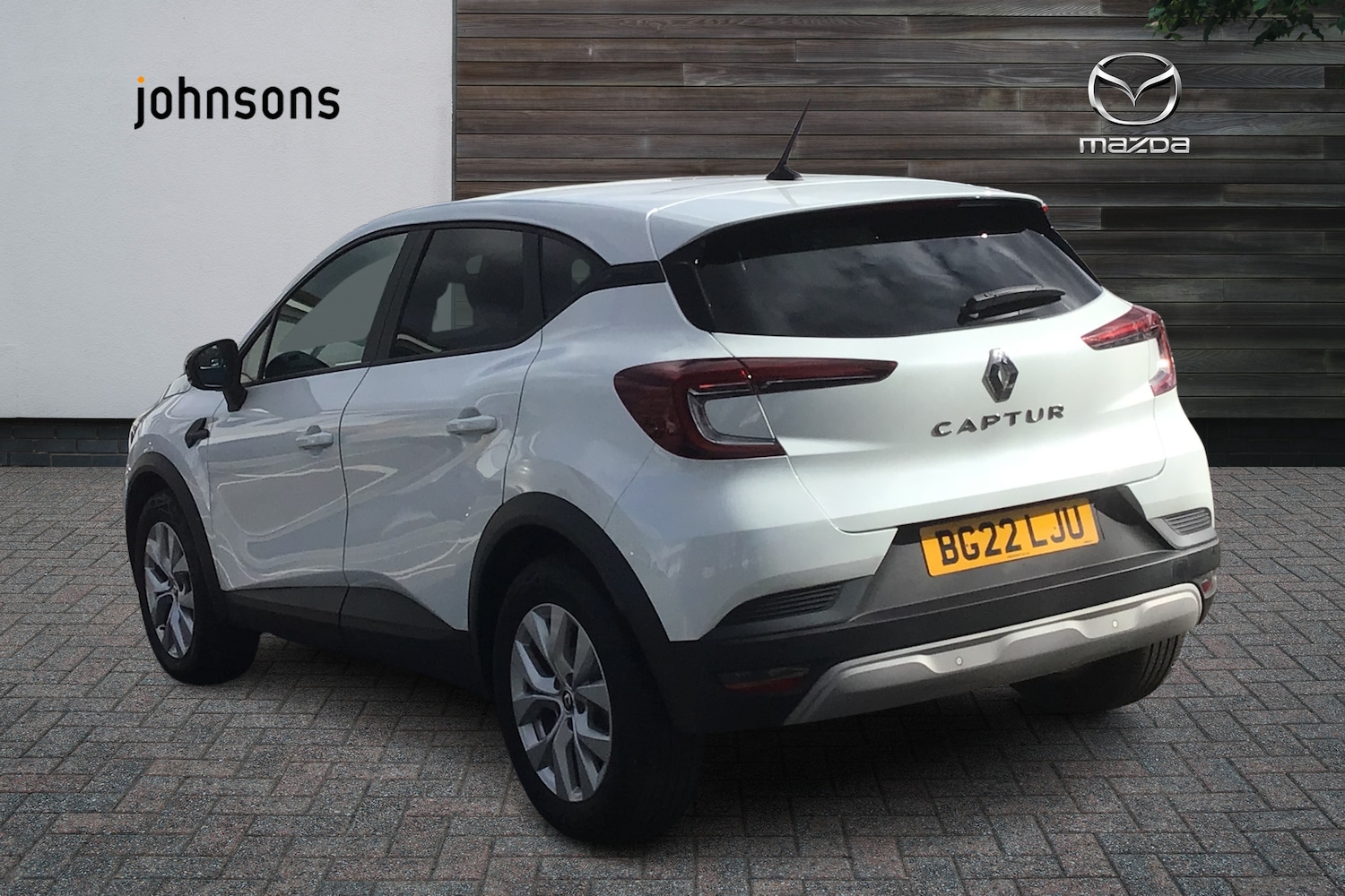Used Renault Captur 2022 for sale - 78074598: Photo 2