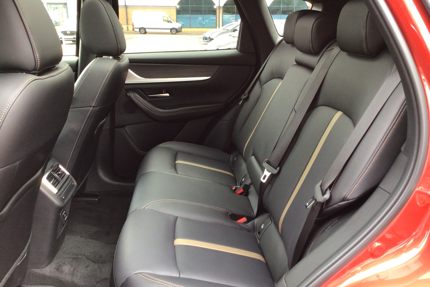 Used Mazda CX-60 2025 for sale - 76679410: Photo 12