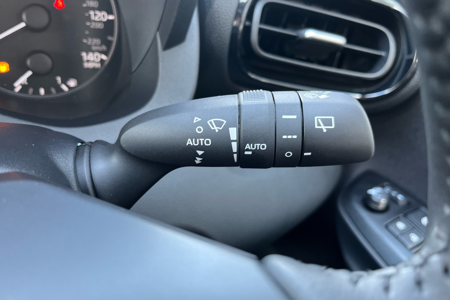 Used Mazda Mazda2 HYBRID 2025 for sale - 77157726: Photo 20