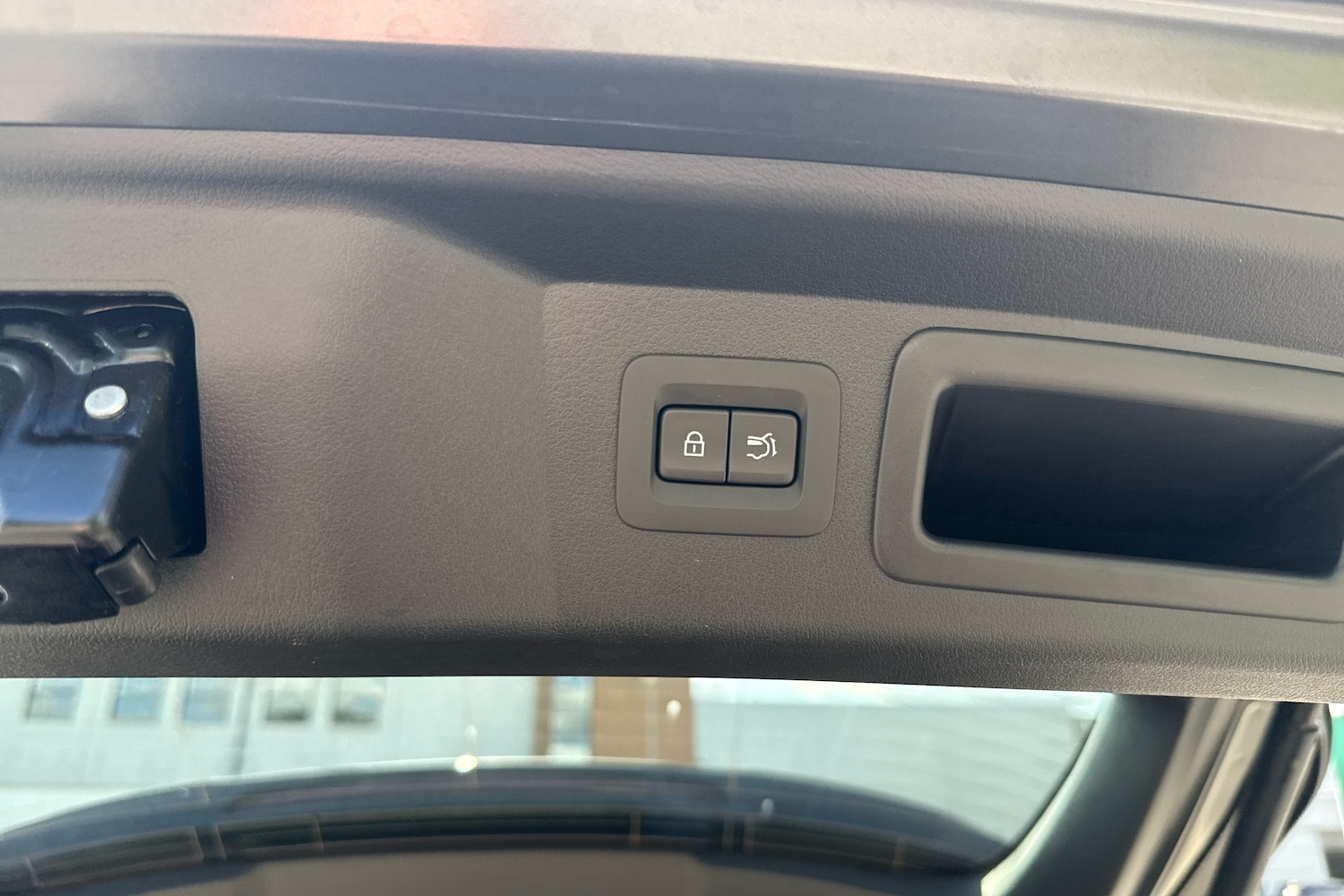 Used Mazda CX-60 2025 for sale - 76680345: Photo 25