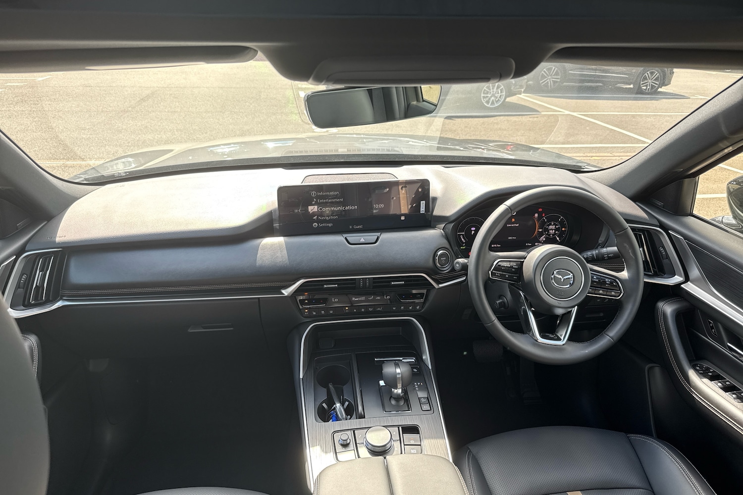 Used Mazda CX-60 2025 for sale - 76680345: Photo 3