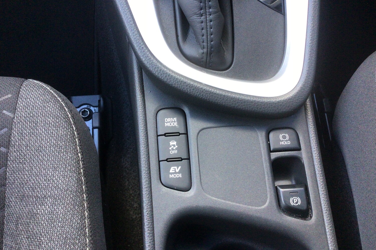 Used Toyota Yaris Cross 2022 for sale - 76674499: Photo 18