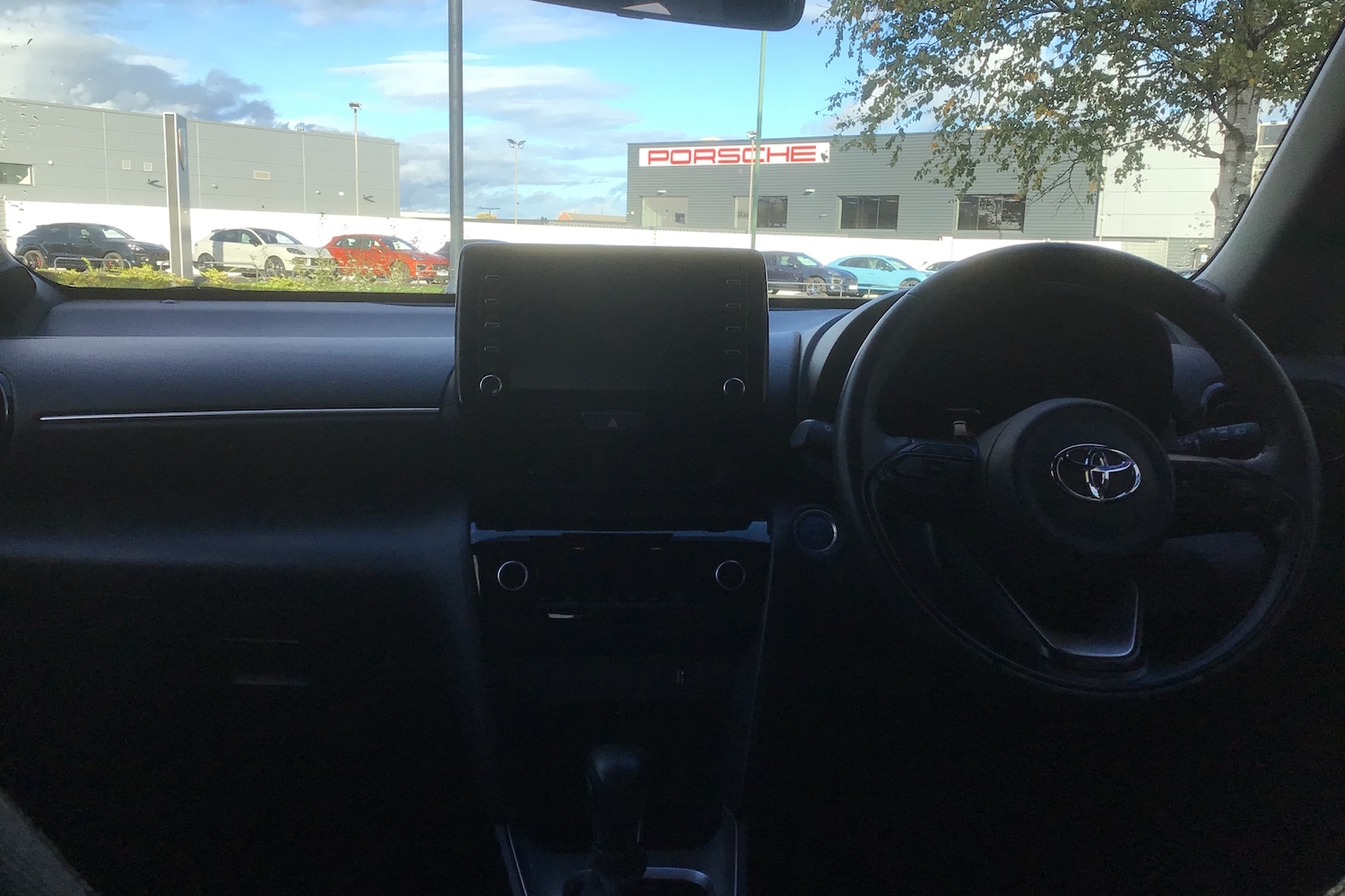 Used Toyota Yaris Cross 2022 for sale - 76674499: Photo 3