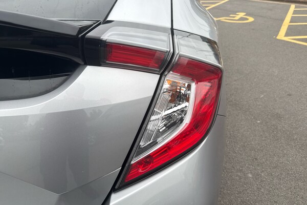 Used Honda Civic 2020 for sale - 76299593: Photo 23