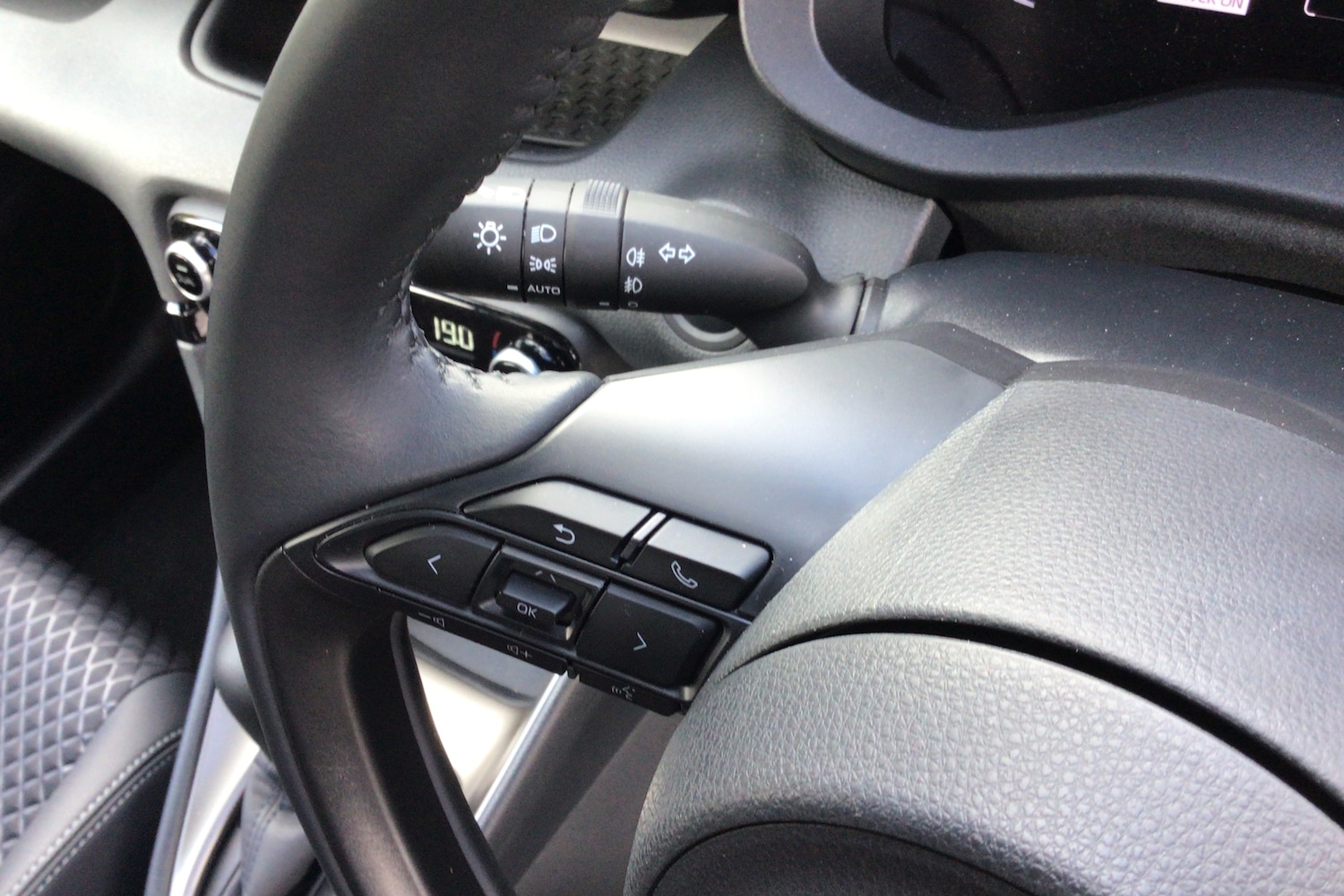 Used Mazda Mazda2 HYBRID 2025 for sale - 76679841: Photo 25