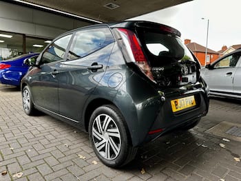 Used Toyota AYGO 2017 for sale - 79687896: Photo