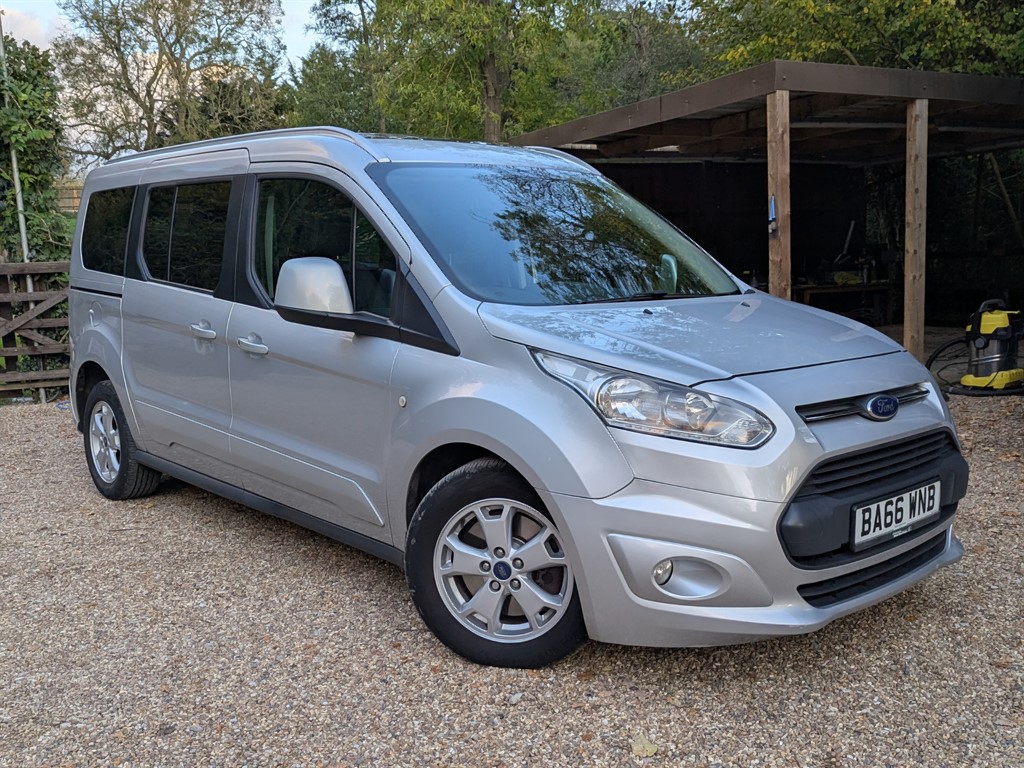 Used Ford Grand Tourneo Connect 2017 for sale - 76415424: Photo 18