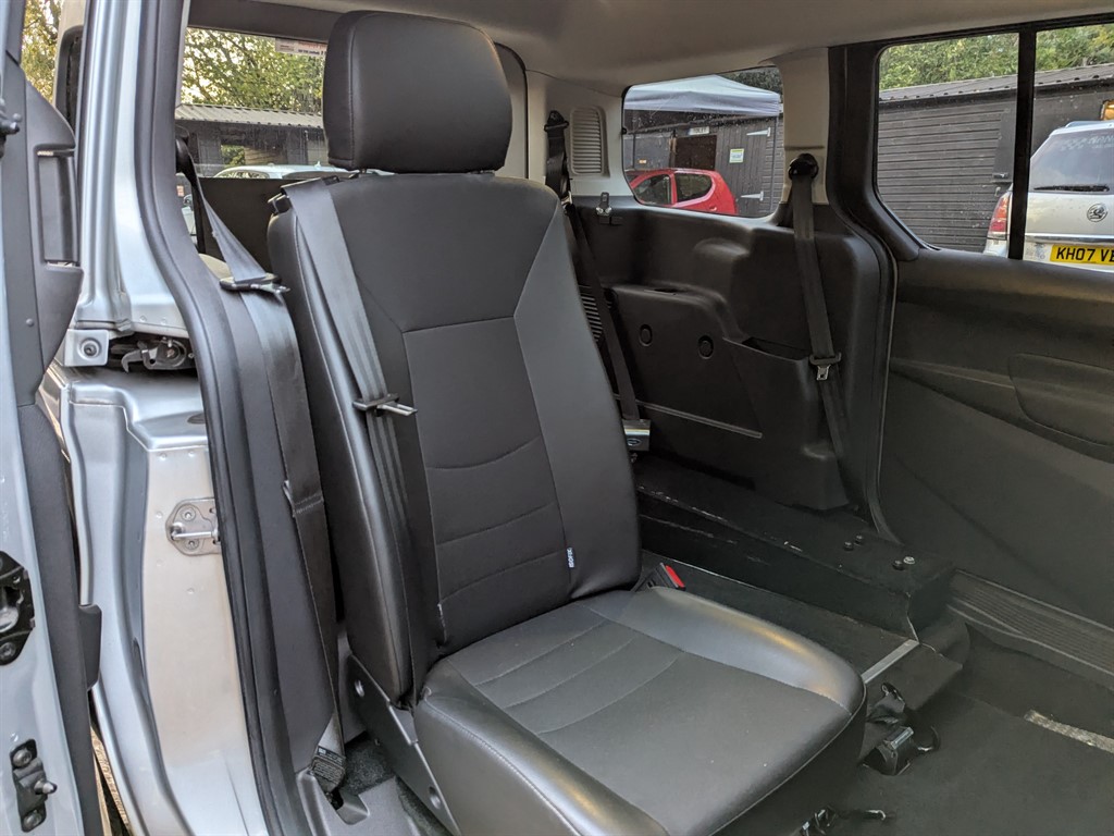 Used Ford Grand Tourneo Connect 2017 for sale - 76415424: Photo 25