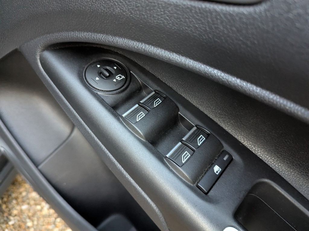 Used Ford Grand Tourneo Connect 2017 for sale - 76415424: Photo 38