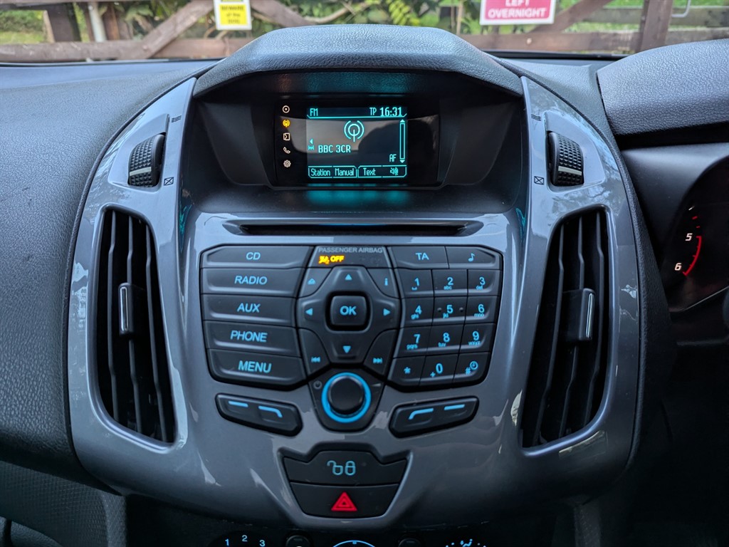 Used Ford Grand Tourneo Connect 2017 for sale - 76415424: Photo 6