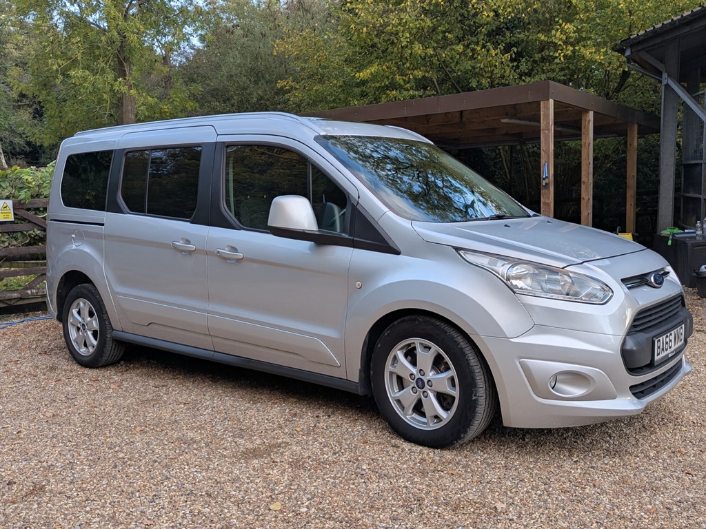 Used Ford Grand Tourneo Connect 2017 for sale - 76415424: Photo 7