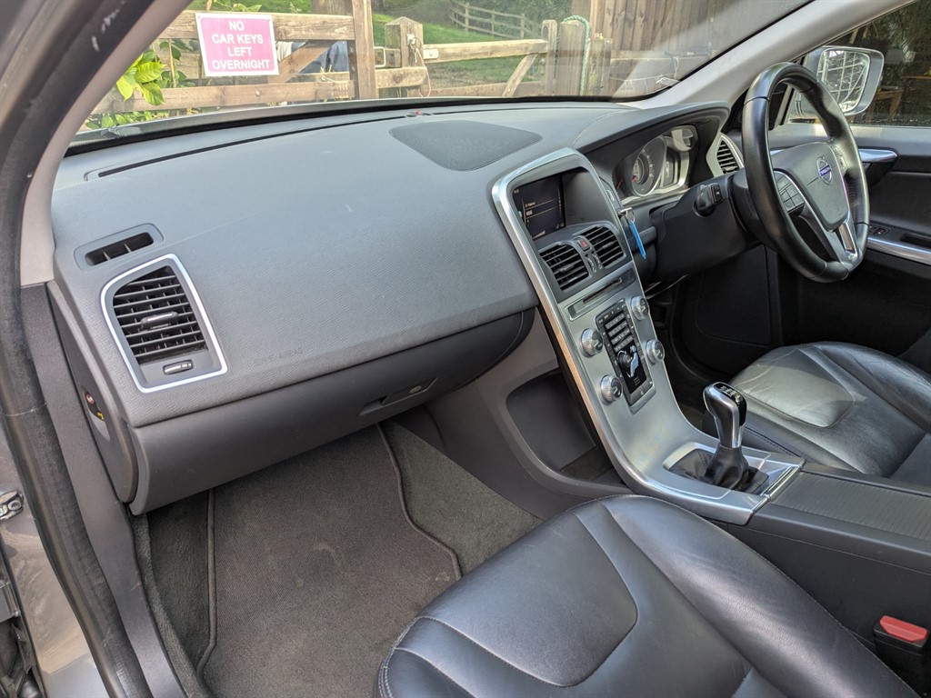 Used Volvo XC60 2017 for sale - 76419678: Photo 12