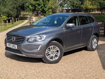 Used Volvo XC60 2017 for sale - 76419678: Photo