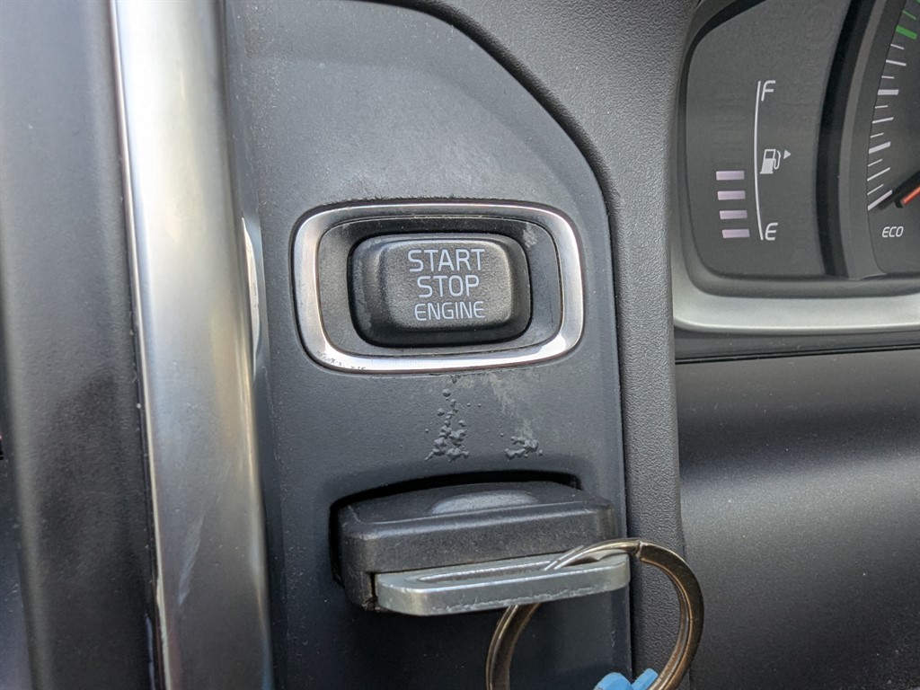 Used Volvo XC60 2017 for sale - 76419678: Photo 25