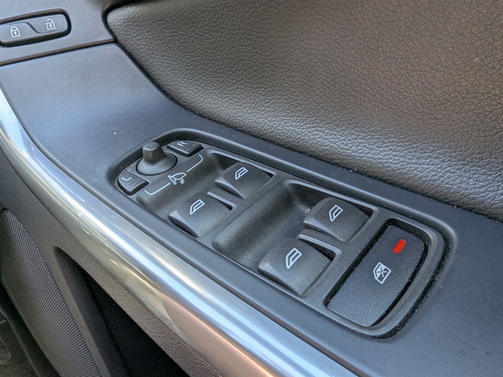 Used Volvo XC60 2017 for sale - 76419678: Photo 29