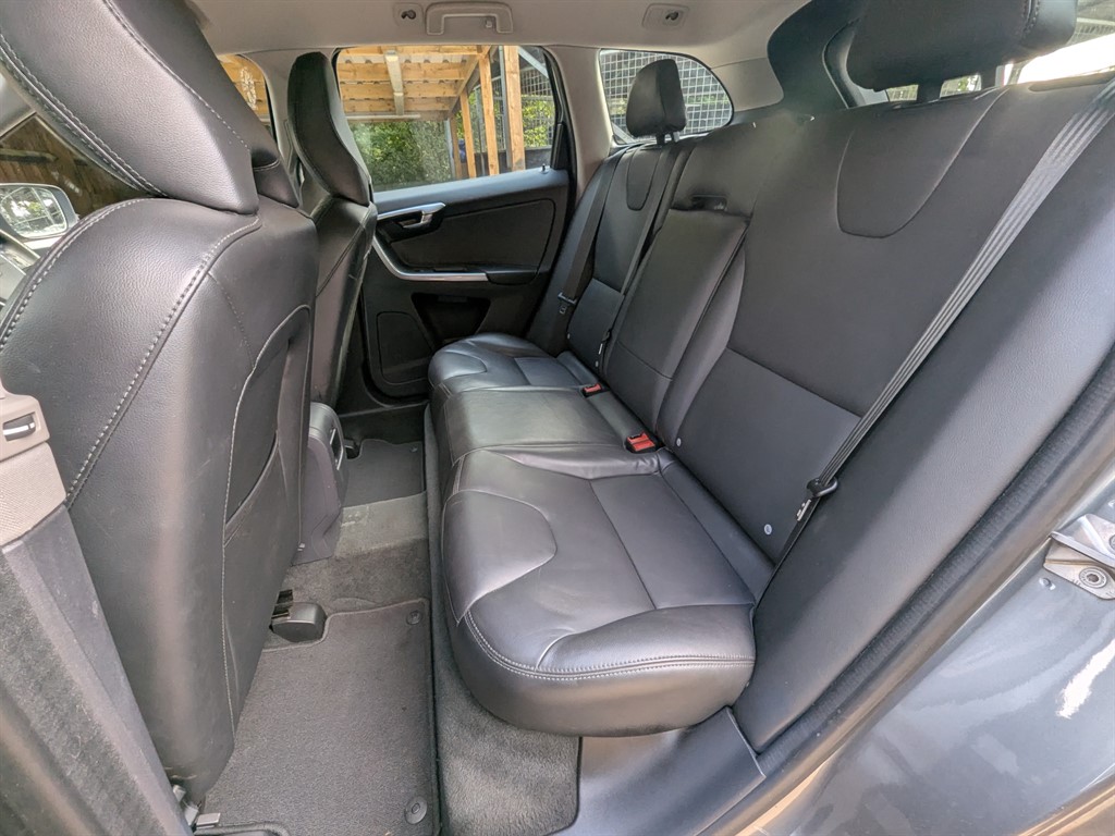 Used Volvo XC60 2017 for sale - 76419678: Photo 31