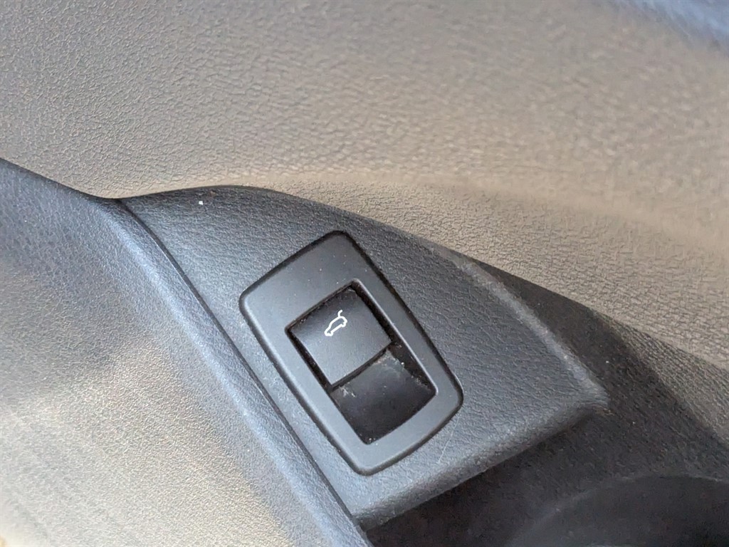 Used BMW X1 2015 for sale - 76419656: Photo 42