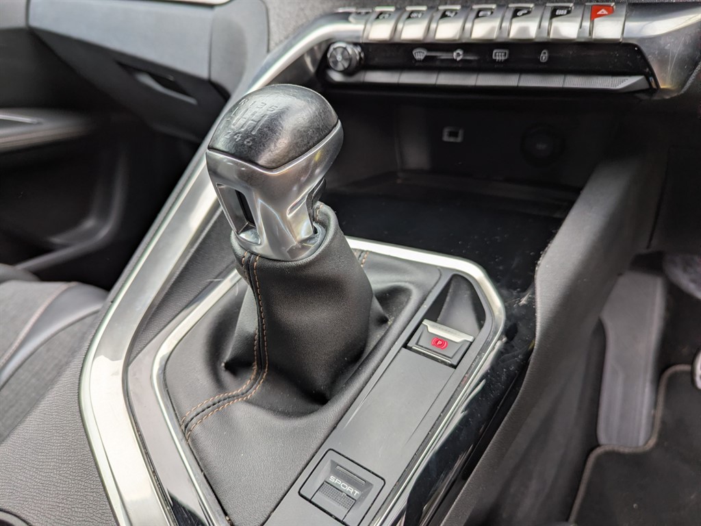 Used Peugeot 3008 2018 for sale - 76684511: Photo 20