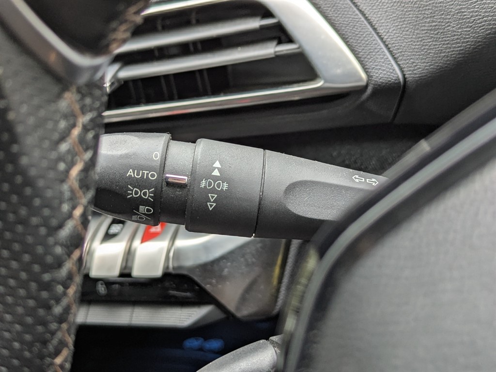 Used Peugeot 3008 2018 for sale - 76684511: Photo 23