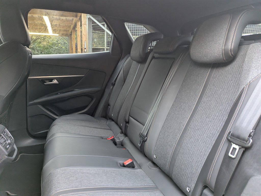 Used Peugeot 3008 2018 for sale - 76684511: Photo 28