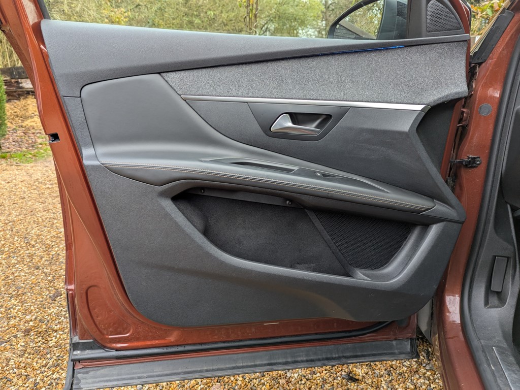 Used Peugeot 3008 2018 for sale - 76684511: Photo 33