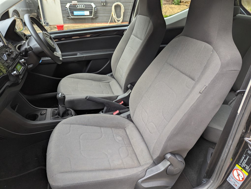 Used Volkswagen up! 2014 for sale - 76419670: Photo 15