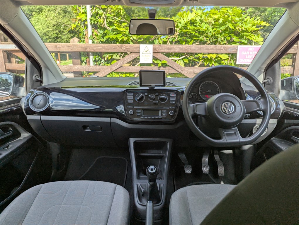 Used Volkswagen up! 2014 for sale - 76419670: Photo 19