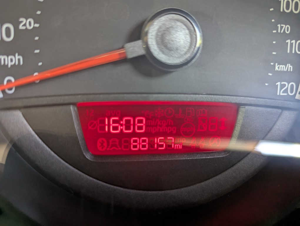 Used Volkswagen up! 2014 for sale - 76419670: Photo 29