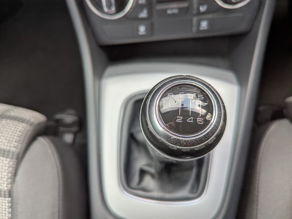 Used Audi Q3 2015 for sale - 76419652: Photo 35