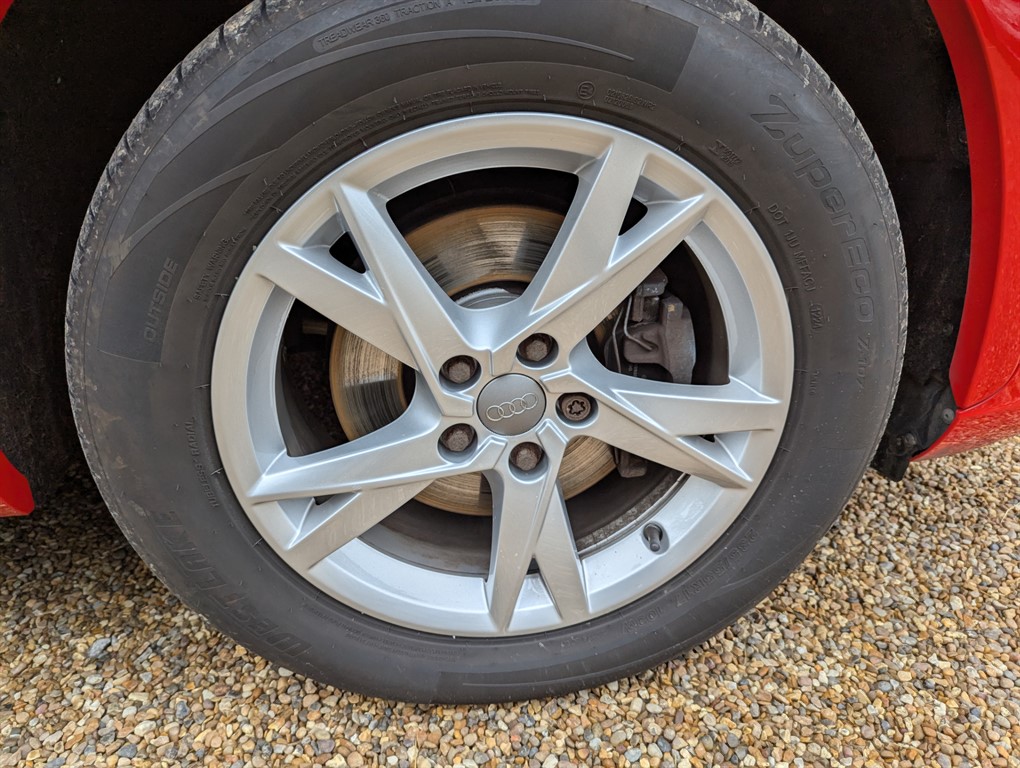 Used Audi Q3 2015 for sale - 76419652: Photo 41