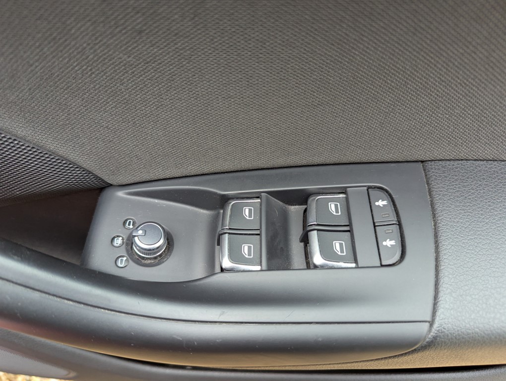 Used Audi Q3 2015 for sale - 76419652: Photo 44