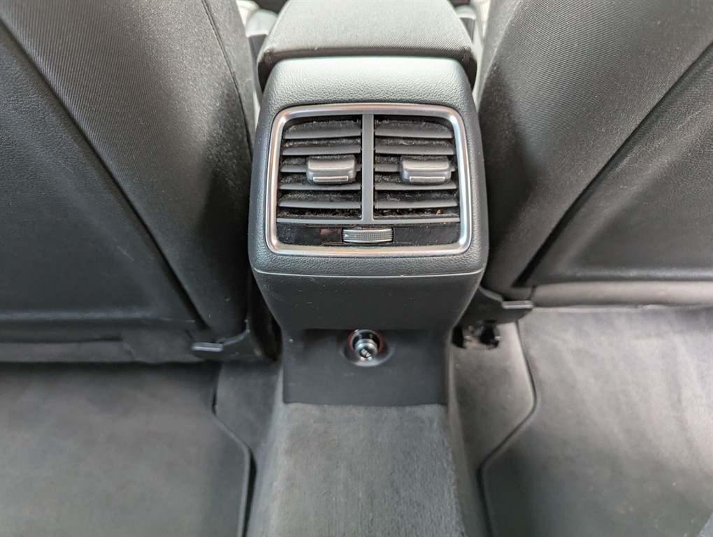 Used Audi Q3 2015 for sale - 76419652: Photo 48