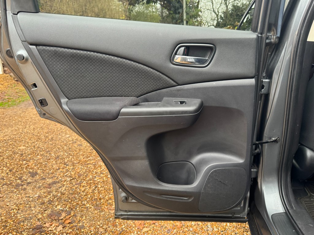 Used Honda CR-V 2016 for sale - 76731872: Photo 28