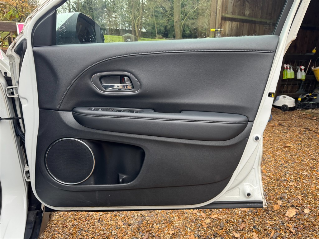 Used Honda HR-V 2018 for sale - 76722487: Photo 34