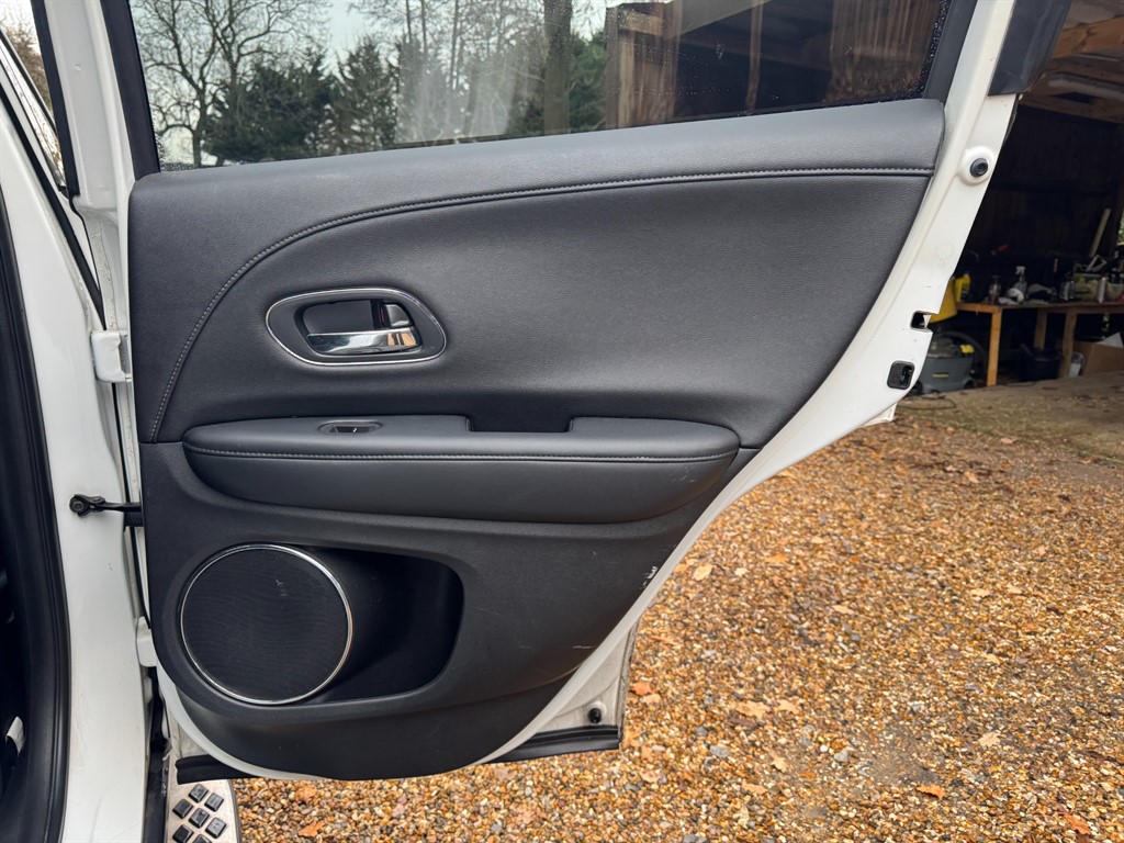 Used Honda HR-V 2018 for sale - 76722487: Photo 36