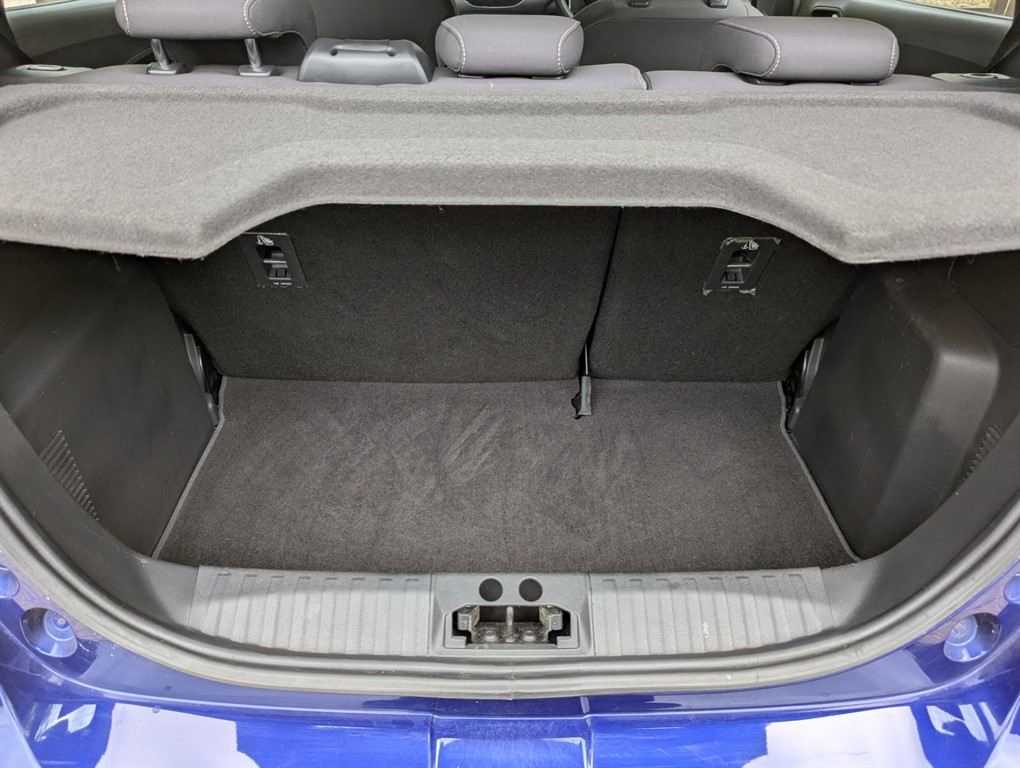 Used Ford Ka+ 2017 for sale - 76419645: Photo 23