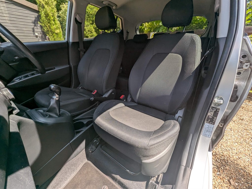 Used Hyundai i10 2017 for sale - 76419676: Photo 14